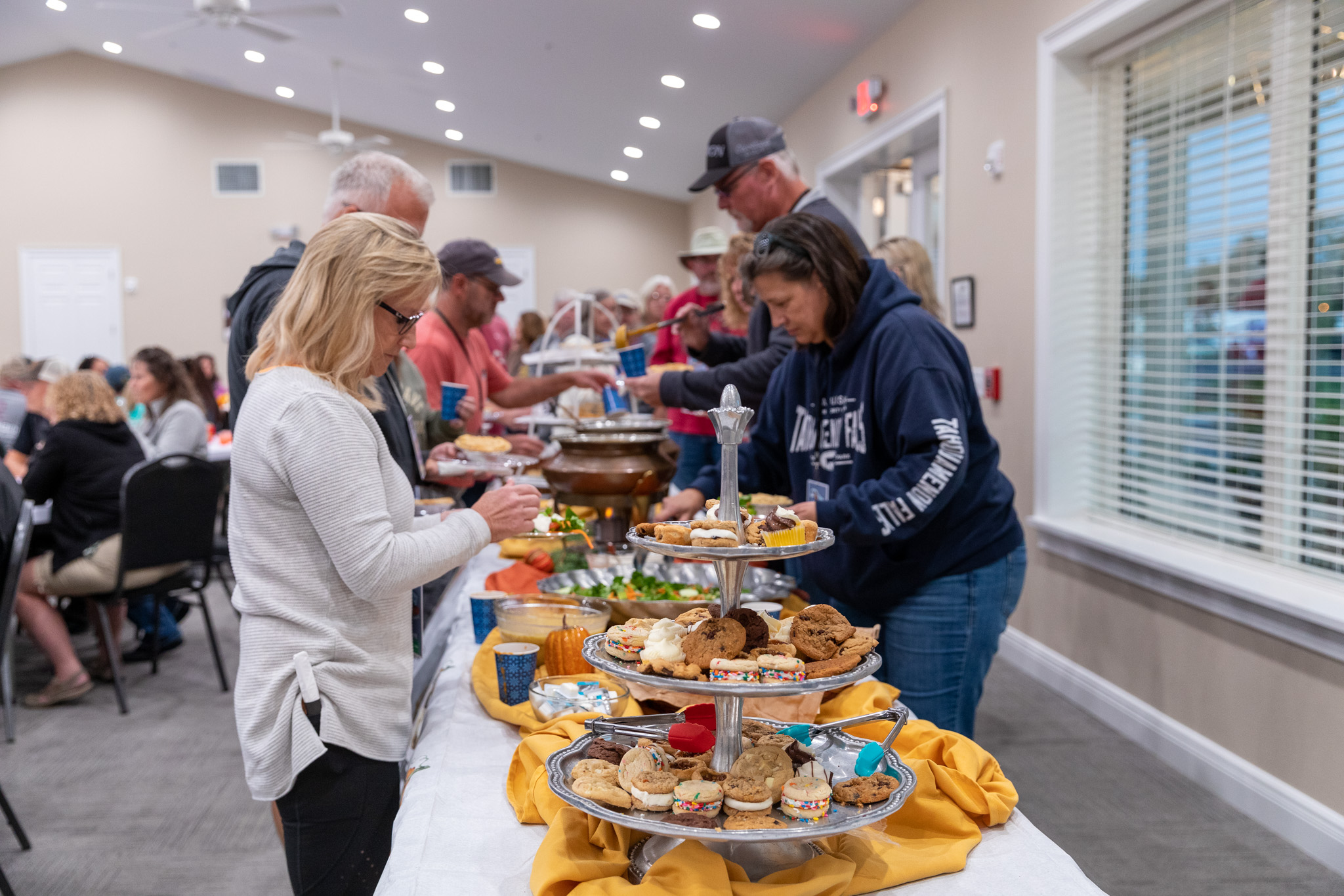 sa_20221117_Hanksgiving_006.jpg