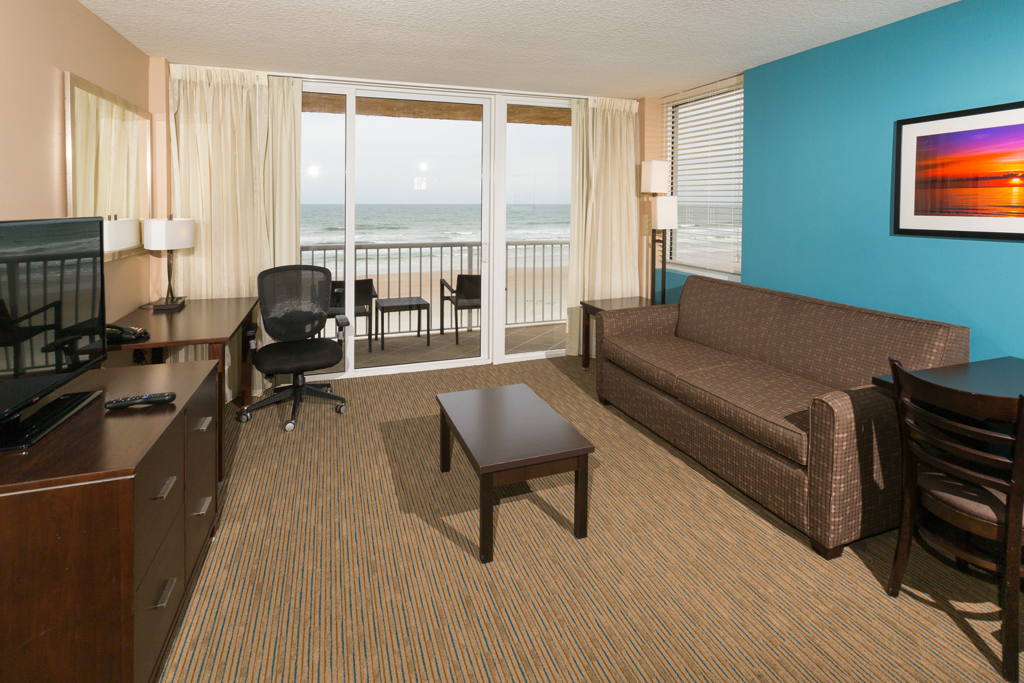Hotel_Sample_Photo-001_v72.jpg