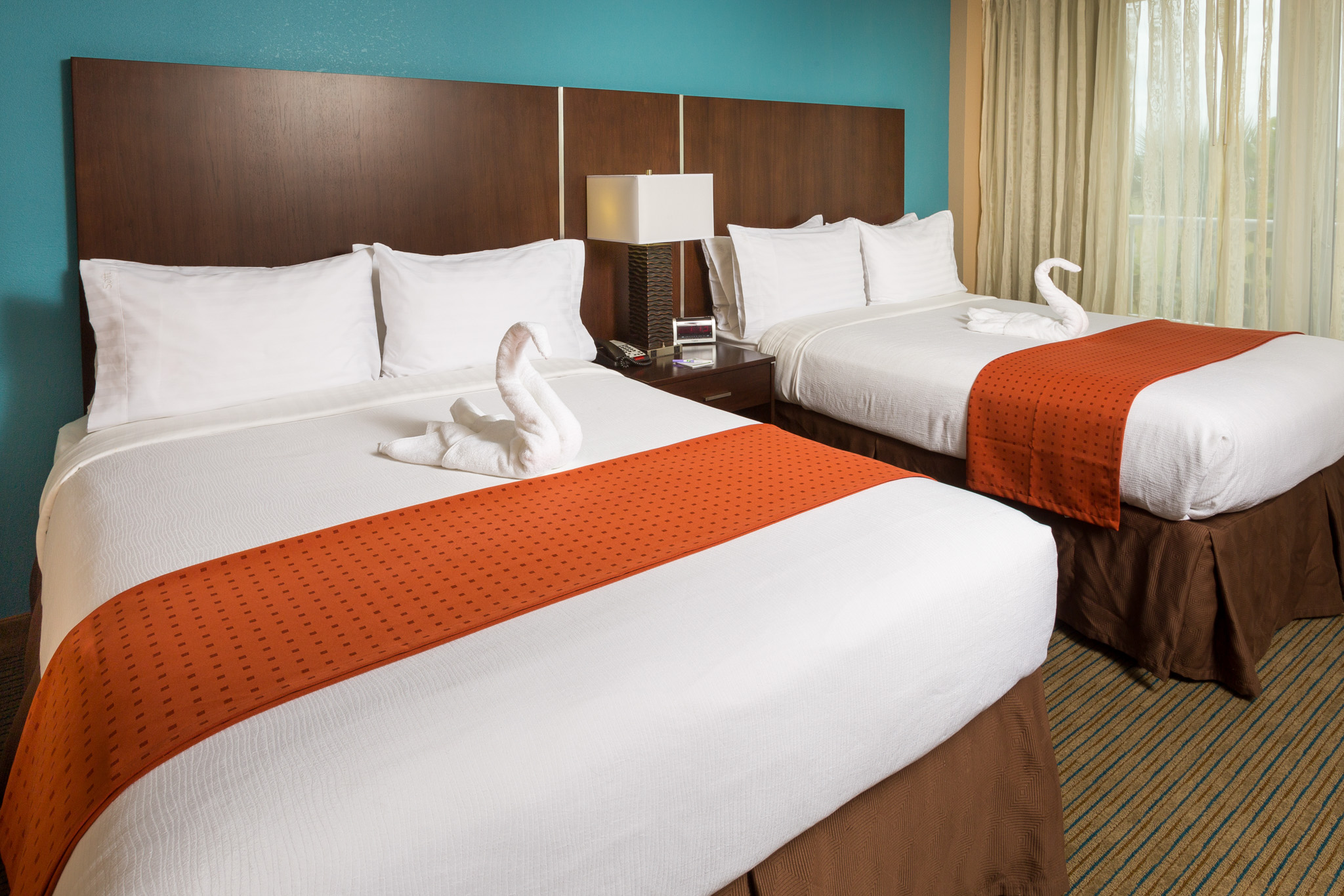 Hotel_Sample_Photo-001_v76.jpg