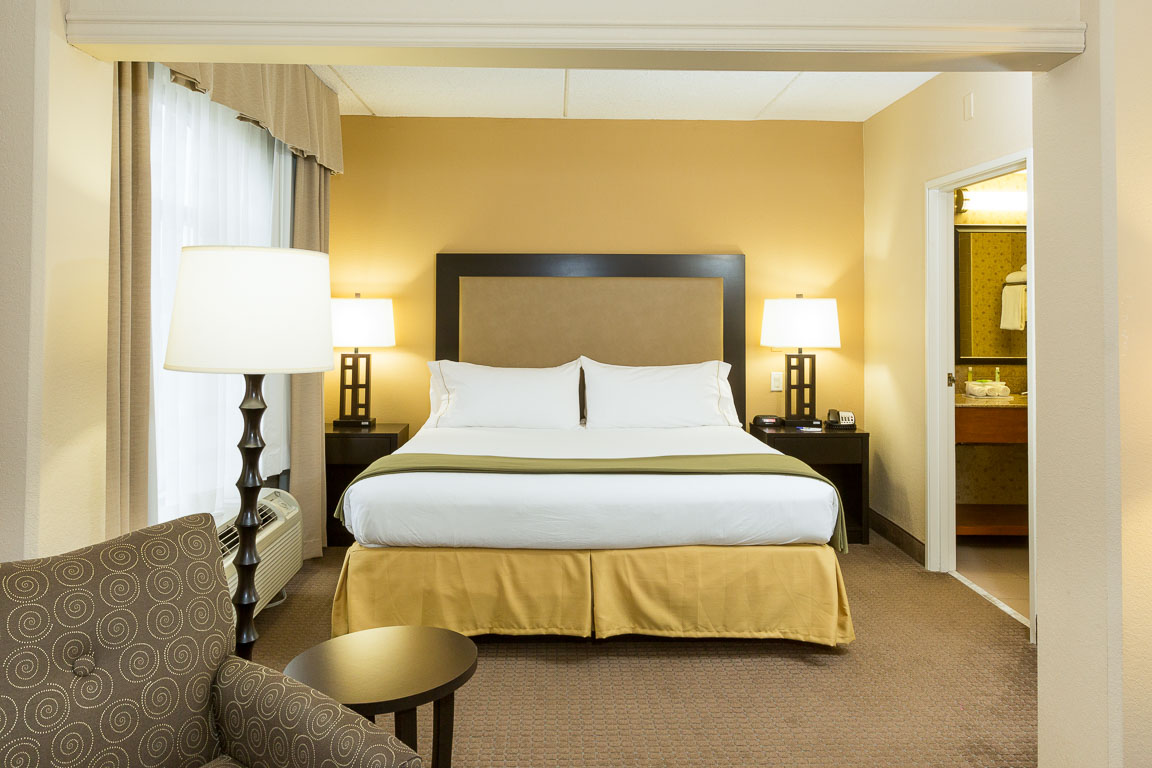 Hotel_Sample_Photo-001_v176.jpg